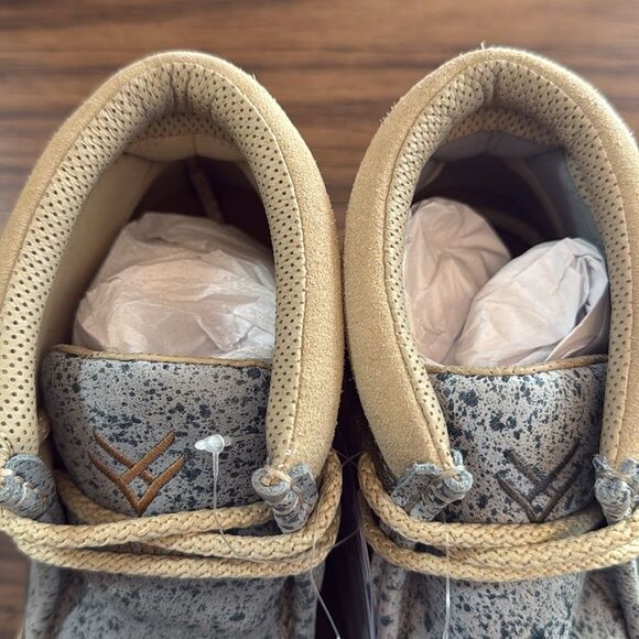 Hawx Women’s Tan and Gray Moccasins - Picture 4 of 9